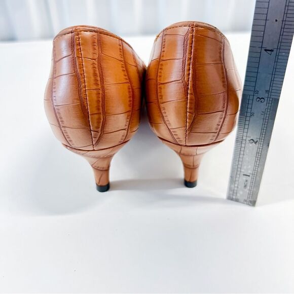 YDN Women Low Kitten Hell Pointed Toe Slip On Pumps Dress Shoes Casual Office - Picture 4 of 6